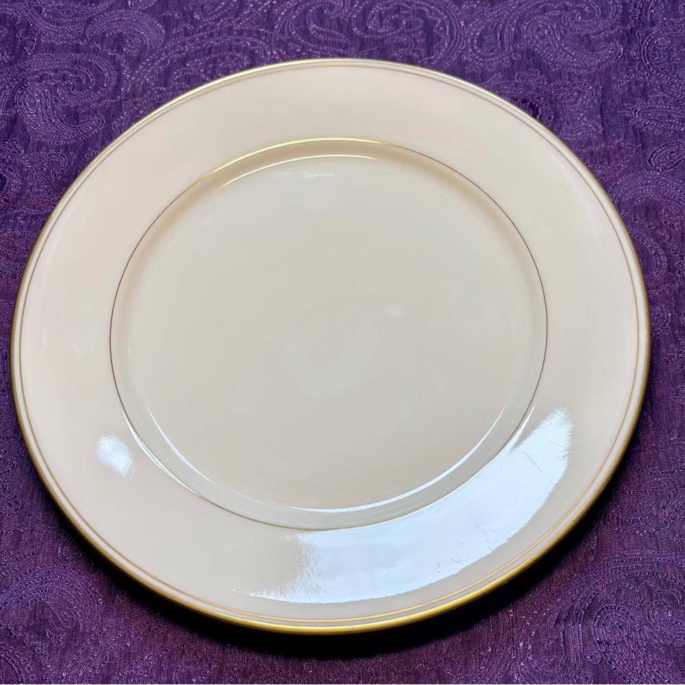 Gorham Elegance Gold Dinner Plate with Gold Trim
